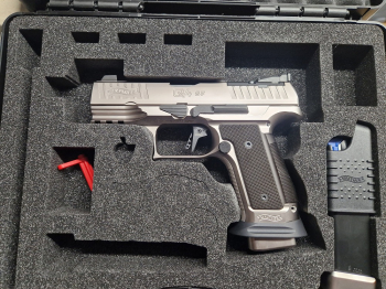 Walther Q4 SF Black Tie Short Meistermanufaktur 9mm Luger