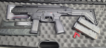 Springfield Armory / HS Produkt Kuna Pistole 9mm Luger