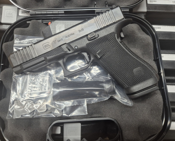 Glock 17 Gen 6 MOS 9mm Luger
