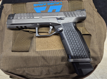 LAUGO ARMS Alien Creator Evolution - Standard Kit - Grey/Black 9mm Luger