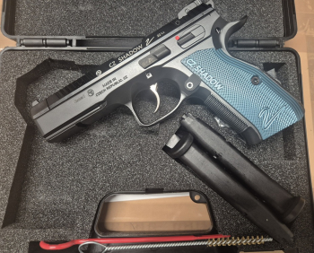 CZ Shadow 2 .22 lfb.