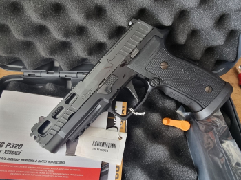 SIG SAUER P320 AXG PRO 9mm Luger